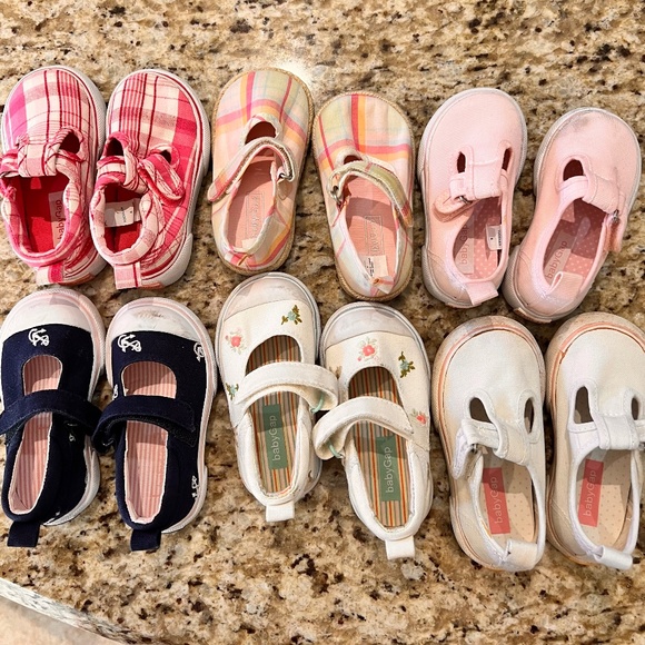 GAP Other - VINTAGE BABY GAP CANVAS sneakers Toddler size 6